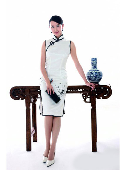 草莓福利导航旗袍加工